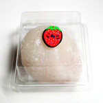 小間安老舗 - いちご大福 税込150円(2015.3月)