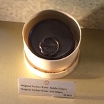 Café Sacher - ザッハトルテ 1個 12.2ユーロ