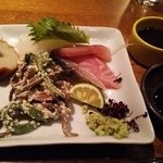 ダイナミックキッチン＆バー 響  - 前菜３種（とりわけはセルフ）