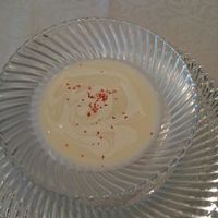 グリルうかい 丸の内店 - 新たまねぎのクリームスープ