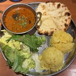 タンドールバル カマル2号 - カマルランチ ご飯大盛り ゴルゴンゾーラクルチャに変更 税込み1000+400=1400円