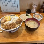 とんかつ 燕楽 - 