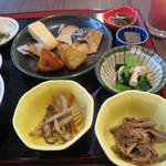 アルモントホテル - 出汁巻き卵・鯖・鮭・大学芋・ぜんまい・きんぴら・煮浸し等