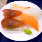 ホテル南海荘 - にぎり寿司(マグロ､海老､イカ､サーモン)
