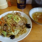 鹿内食堂 - ラーメンのスープがまた美味い～♪