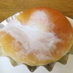 えにパン - かぼちゃプリンパン150円