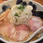 まるげん - 博多中華そば(細麺)大盛り+白髪ねぎと味玉子トッピング