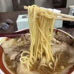 上海総本店 - 麺アップ。