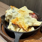 Cheese Meets Meat - 