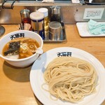大勝軒 - 料理写真:スペシャルつけそば、1,400円。