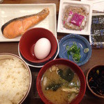 Sukiya - 鮭納豆定食