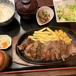ステーキ&ハンバーグ 前田亭 - 料理写真: