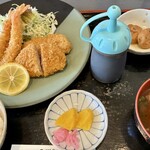 多つ美 - ヒレカツとエビフライ