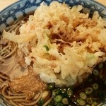 こんごう庵 - 海老と貝柱のかき揚げ蕎麦 920円