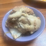 豊田屋 - 鍋を小皿に取った　我ながら写真下手すぎw