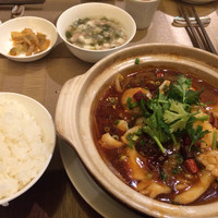 倶楽湾 - 海鮮辛煮土鍋ランチ