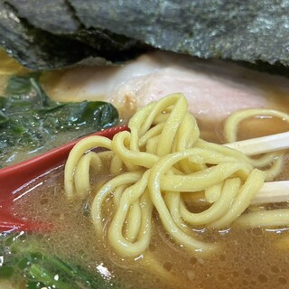ラーメン 杉田家_1