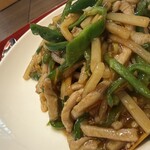 龍泉餃子坊 - 料理写真:青椒肉絲（UP）
