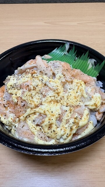 魚丼 秋田上飯島店 （うおどん） - 上飯島/海鮮丼 | 食べログ
