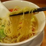 麺Dining セロリの花 - 吉祥寺"麺Diningセロリの花"「トマトタンメン」の縮れ細麺