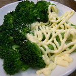 まくら とよかつ - ブロッコリー（マヨにゅるVer.)