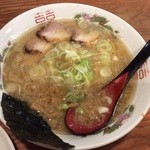 豚吉 本店 - こってり醤油ラーメン