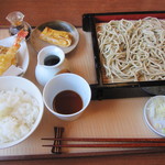 「天丼と せいろ（かけ）そばｾｯﾄ」・・・税込\１.000