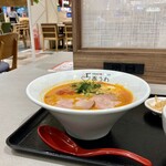 徳島ラーメン麺王 - 料理写真:あうわ
