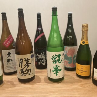 日本酒好き必見。九州の地酒から希少な一杯まで幅広くご用意