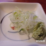 天庵 - 薬味を使うのも勿体ない様な蕎麦だといいんですけど…