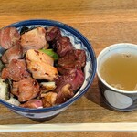 363432590 - やき鳥 宮川 ＠茅場町 やきとり丼 税込1,100円 ご飯少な目でお願い