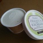 ぷらんぼん - ココナッツアイスクリーム