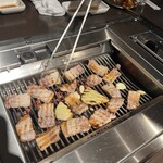 赤坂韓国料理・焼肉 兄夫食堂 - 