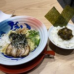 九州らーめん 亀王 - 料理写真:和の極み油そばと高菜ご飯のセット