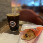サンマルクカフェ - ドリンク写真:アイスコーヒーS 370円（サイズアップキャンペーンでMサイズ）、チョコクロ（LINE友達登録したので無料）
