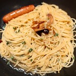 釜あげスパゲッティ すぱじろう - 料理写真:すぱじろうペペロンチーノL&ウィンナー