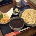 よしふじ - ■野菜天ぷら（5種） ¥320 ■田舎糧うどん ¥800