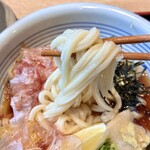 手造りうどん 楽々 - このうどんが凄いんです