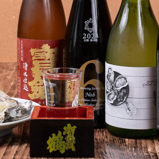 メニューにない一杯も！地酒をはじめ、常時10種以上の日本酒