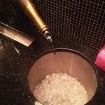 カーヴ ド ケイ - 2015年3月：トイレの蛇口もワインボトルの形