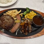 ロイヤルホスト - 料理写真: