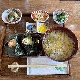 おにぎり処 田んぼ_0