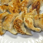 ぎょうざの宝永 - 宝永餃子　１ｋｇ　１４００円　自宅で焼いてのアップ　【　２０１５年３月　】