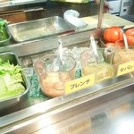 サンドイッチファクトリー・オー・シー・エム - 店内素材