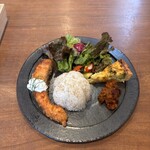 カフェ ボンド - 
