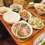 ベトナムちゃん - フォーがついてます