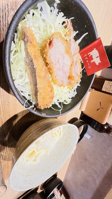 by ymui33 : 熟豚 三代目 蔵司 - 赤坂見附/とんかつ | 食べログ