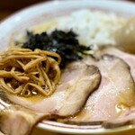 背脂煮干中華そば 和市 - 