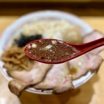 背脂煮干中華そば 和市 - 
