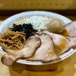 背脂煮干中華そば 和市 - 